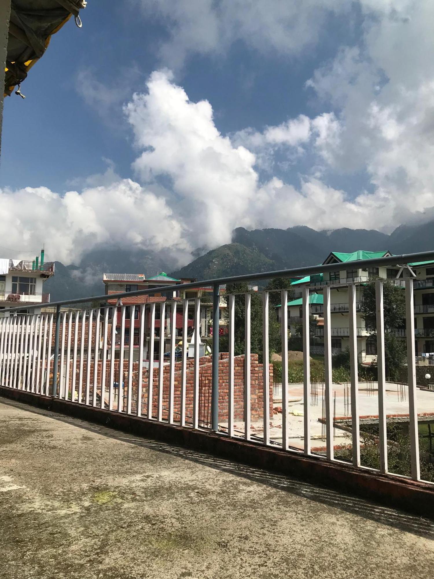 Mcleodganj Diaries Guest House Dharamshala Exterior foto